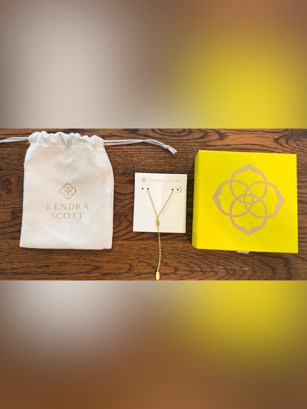 Kendra Scott “Oval Lariat Necklace” in Gold